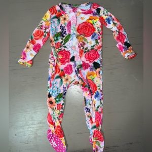 Posh Peanut Brisa Print Zippered Ruffle Footie - 0-3 months
